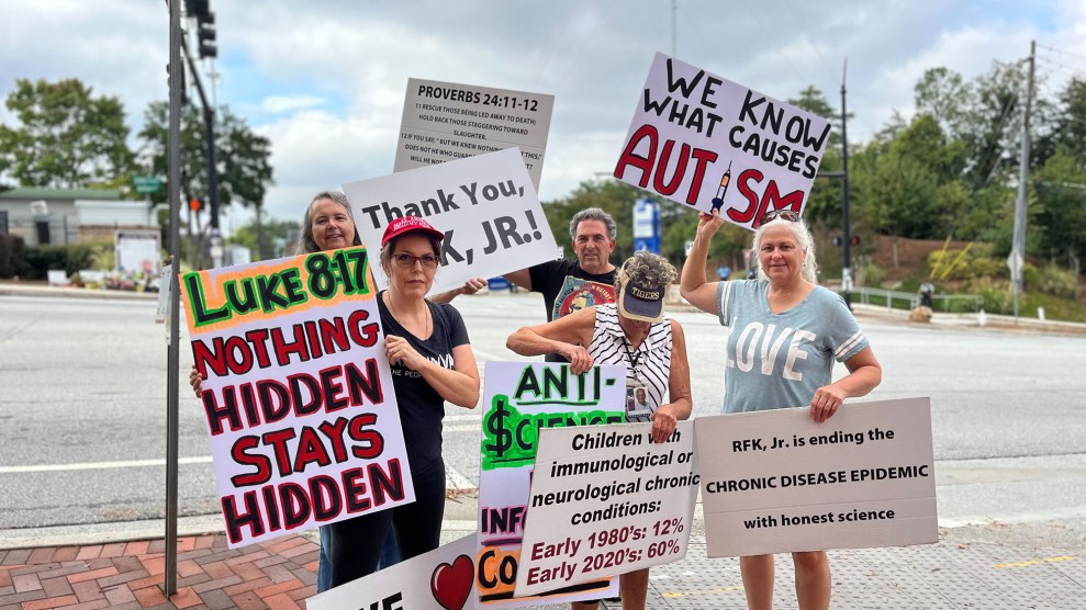 Attendees at a rally for RFK Jr.