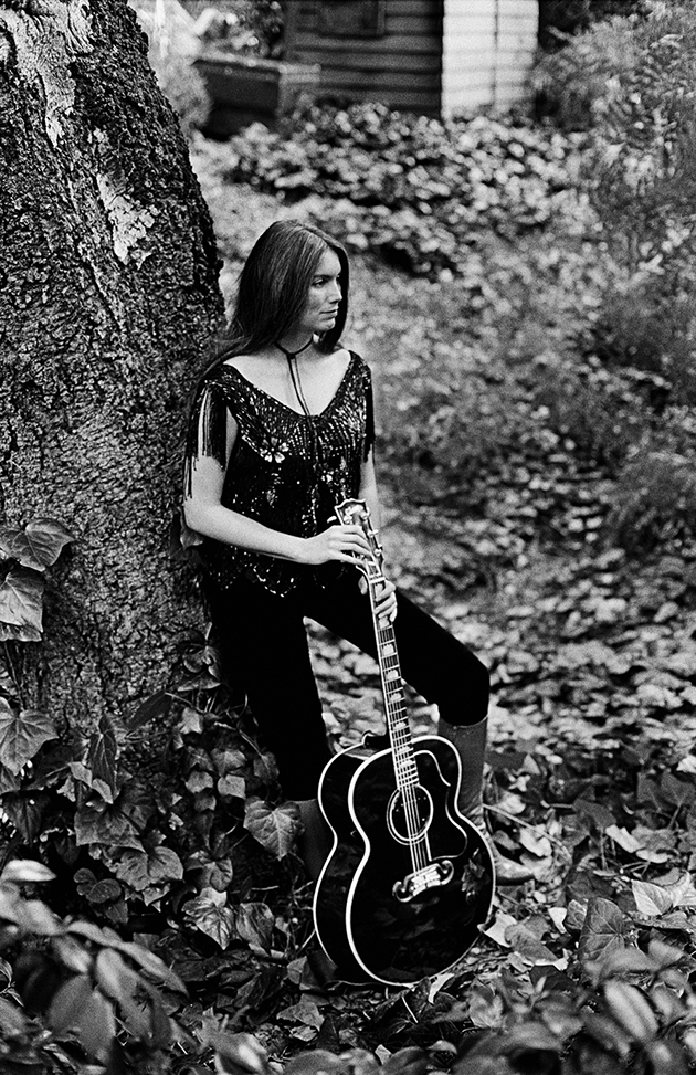 Emmylou Harris at home, Los Angeles, 1980